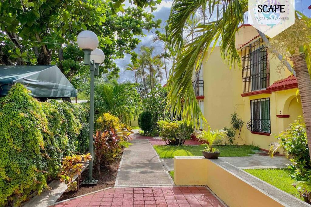 Amplia Y Calida Casa Cerca De Plaza Las Americas Villa Cancún Eksteriør billede