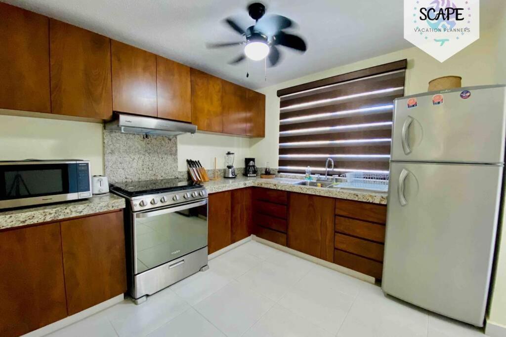 Amplia Y Calida Casa Cerca De Plaza Las Americas Villa Cancún Eksteriør billede